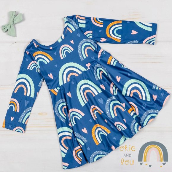Abstract Love Dress - Picture 1 of 2